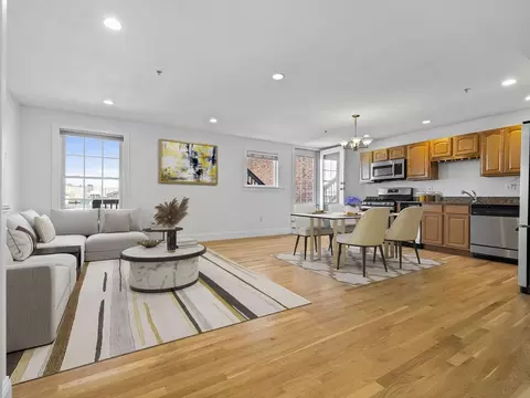 408 E Third St #5, Boston, MA 02127 photo 5