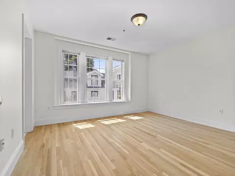 408 E Third St #5, Boston, MA 02127 photo 21