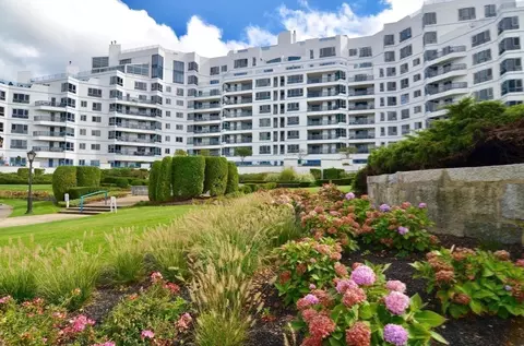 2001 Marina Dr #704, Quincy, MA 02171