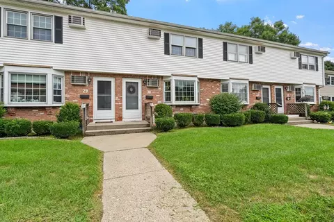 41 South St #30, Easthampton, MA 01027