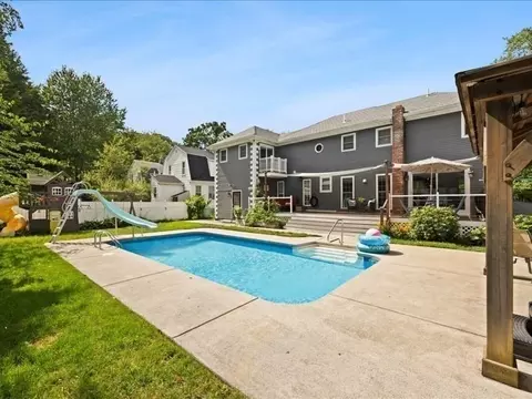 Exterior - 32 Eustis St, Saugus, MA 01906 photo 8 of 9