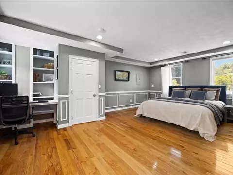 Bedroom - 32 Eustis St, Saugus, MA 01906 photo 2 of 9