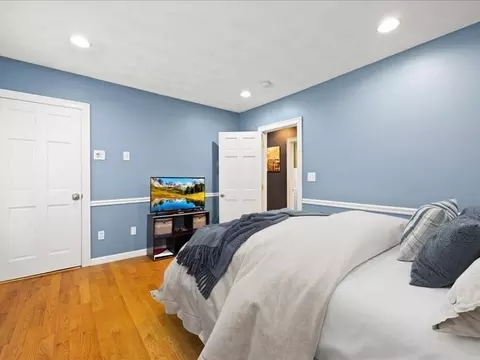 Bedroom - 32 Eustis St, Saugus, MA 01906 photo 6 of 9