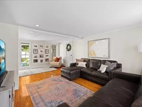 Living - 32 Eustis St, Saugus, MA 01906 photo 2 of 3