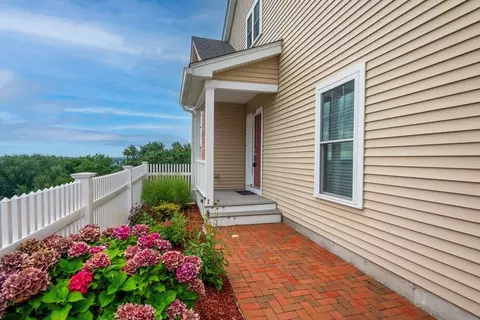 Exterior - 100 Kirkbride Dr #117, Danvers, MA 01923 photo 2 of 7