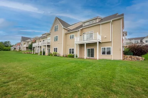 Exterior - 100 Kirkbride Dr #117, Danvers, MA 01923 photo 4 of 7