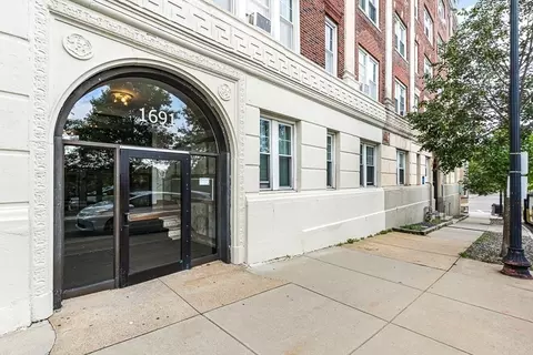 1691 Commonwealth Ave #20, Boston, MA 02135