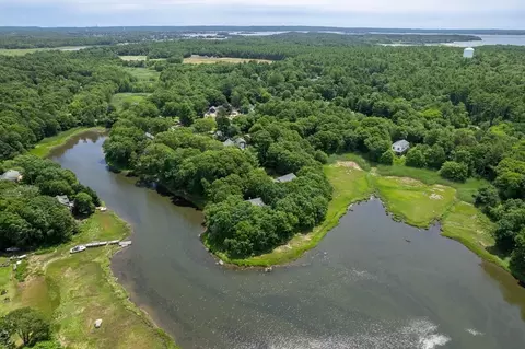 View/Area - 13 Edgewater Dr, Wareham, MA 02571 photo 4 of 6