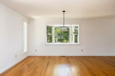 Living - 13 Edgewater Dr, Wareham, MA 02571 photo 2 of 6