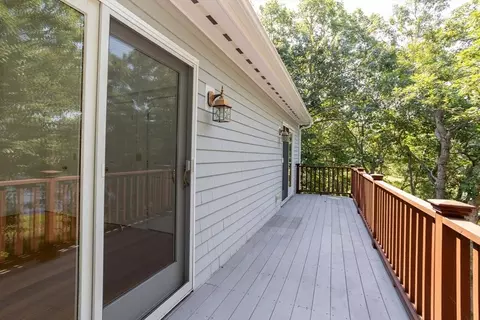 Exterior - 13 Edgewater Dr, Wareham, MA 02571 photo 5 of 6