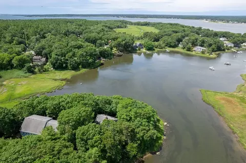 View/Area - 13 Edgewater Dr, Wareham, MA 02571 photo 3 of 6