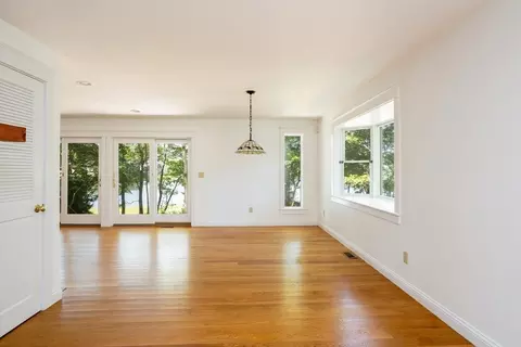 Living - 13 Edgewater Dr, Wareham, MA 02571 photo 3 of 6