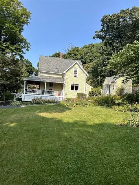 61 Beal St, Hingham, MA 02043 photo 2
