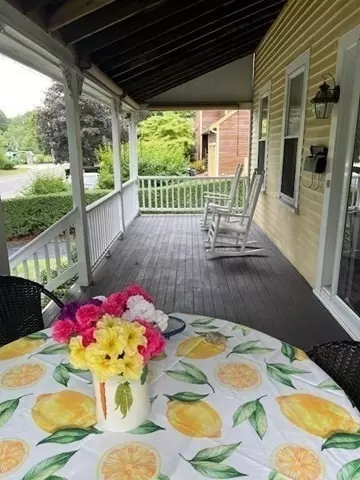 61 Beal St, Hingham, MA 02043 photo 5