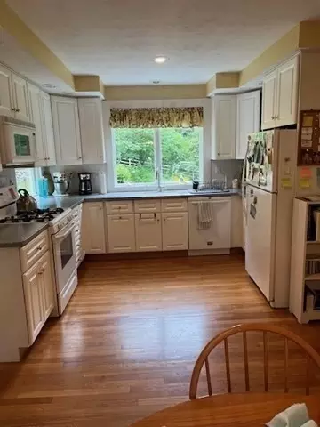 61 Beal St, Hingham, MA 02043 photo 12