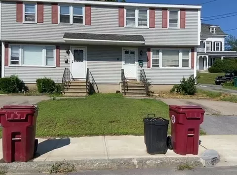 341343 Stevens St, Lowell, MA 01851