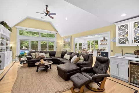 266 Arrow Head Rd, Marshfield, MA 02050 photo 5
