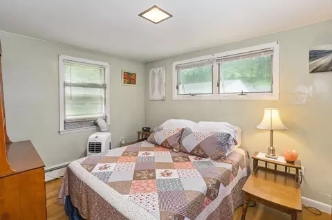 Bedroom - 24 Aurora St, Worcester, MA 01607 photo 1 of 8