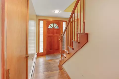 Entry Way - 24 Aurora St, Worcester, MA 01607 photo 1 of 2