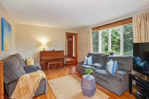Living - 24 Aurora St, Worcester, MA 01607 photo 1 of 3