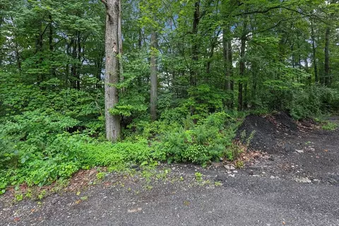 9 Beckland St, Worcester, MA 01607 photo 3