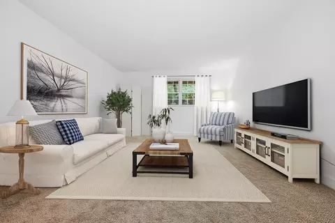 14 Walker Rd #4, North Andover, MA 01845