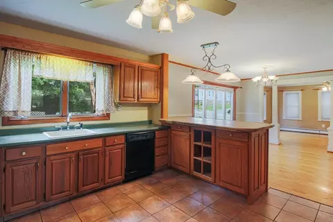 13 Superior Rd, Worcester, MA 01604 photo 6