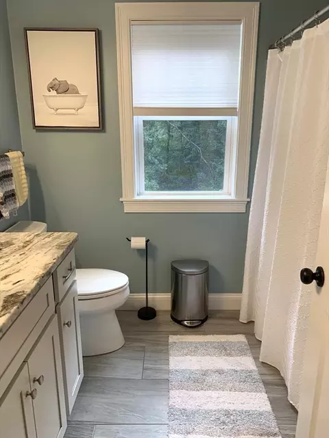 Bath - 39 Davidson Rd, Charlton, MA 01507 photo 5 of 6