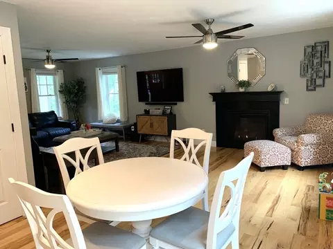 Dining - 39 Davidson Rd, Charlton, MA 01507 photo 2 of 2