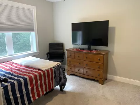 Bedroom - 39 Davidson Rd, Charlton, MA 01507 photo 4 of 6