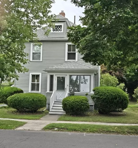 48 Lexington Ave, Haverhill, MA 01835