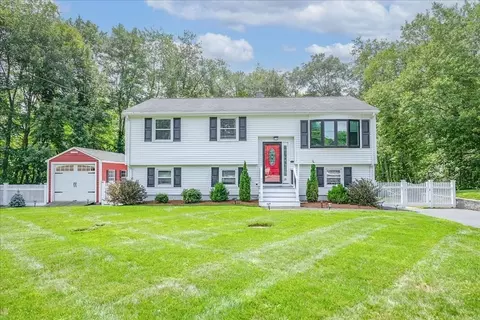 21 Coach Rd, Billerica, MA 01862