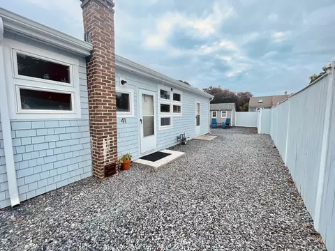 41 Cohasset Rd, Wareham, MA 02532 photo 4
