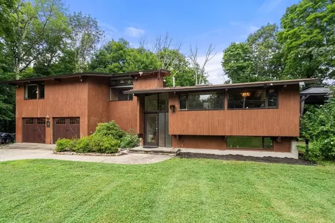 74 East St, Sharon, MA 02067