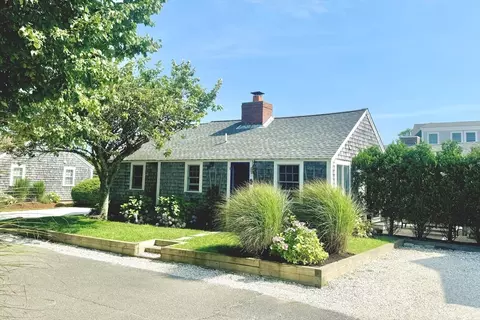 8 Oyster Dr, Chatham, MA 02633