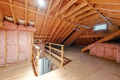 Entry Way - 35 Regatta Dr, Barnstable, MA 02632 photo 2 of 2