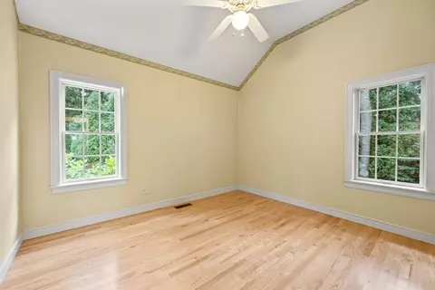 Bedroom - 35 Regatta Dr, Barnstable, MA 02632 photo 6 of 6