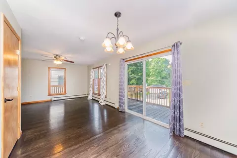 23 Maple St, Clinton, MA 01510 photo 9