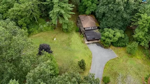 View/Area - 47 Mechanic St, Upton, MA 01568 photo 1 of 2