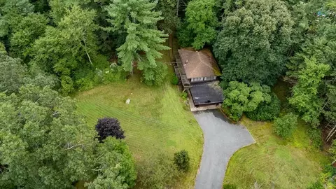 Exterior - 47 Mechanic St, Upton, MA 01568 photo 7 of 8