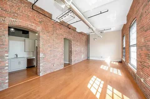 491 Dutton St #413, Lowell, MA 01854 photo 3