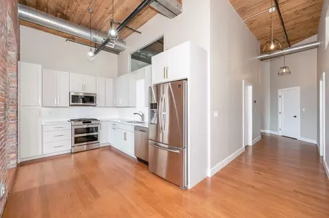 491 Dutton St #413, Lowell, MA 01854 photo 4