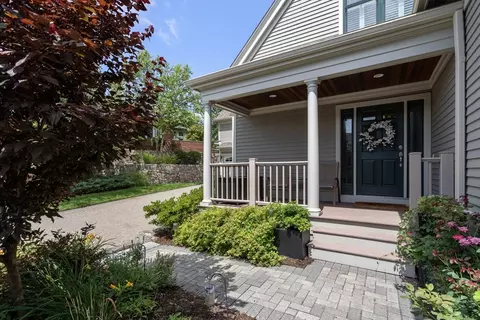 68 S Cottage Rd #88, Belmont, MA 02478