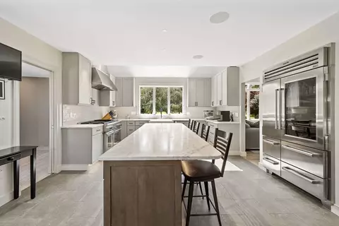 Kitchen - 329 Waquoit, Barnstable, MA 02635 photo 4 of 5