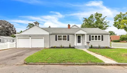 131 Arvilla St, Springfield, MA 01118