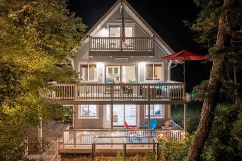 120 Wheeler Rd, Mashpee, MA 02649