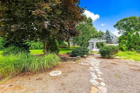8 Seconsett Point Rd, Mashpee, MA 02649 photo 8