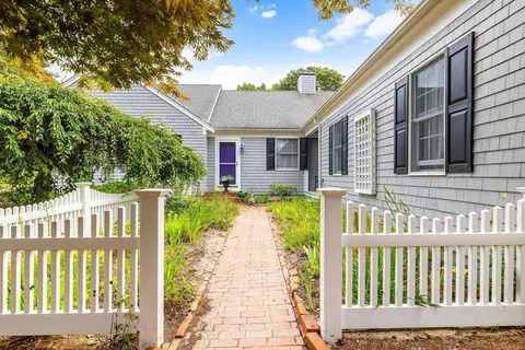8 Seconsett Point Rd, Mashpee, MA 02649 photo 11