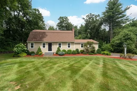 7 Patrick Dr, Northborough, MA 01532