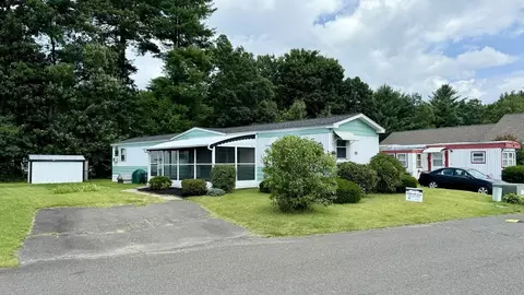 26 Carol Cir, Westfield, MA 01085